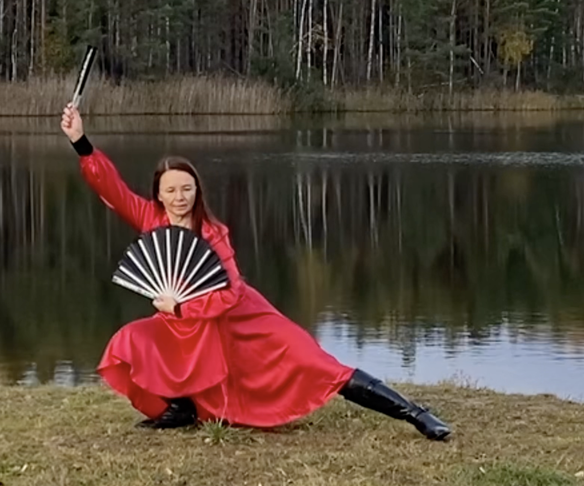 "Čūska vijas lejup" 