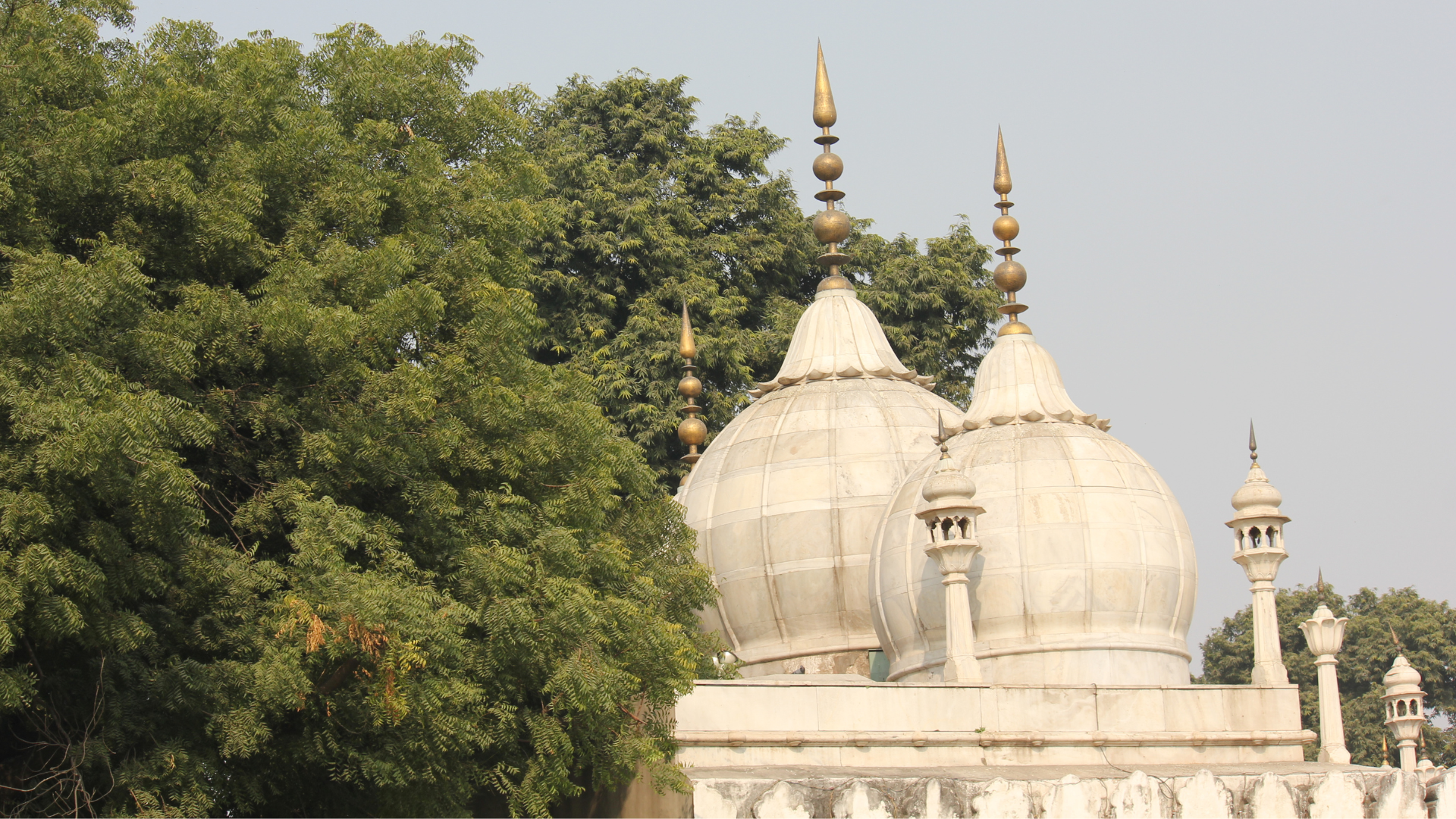 Moti Masjid Private Mosque - Red Fort Delhi 