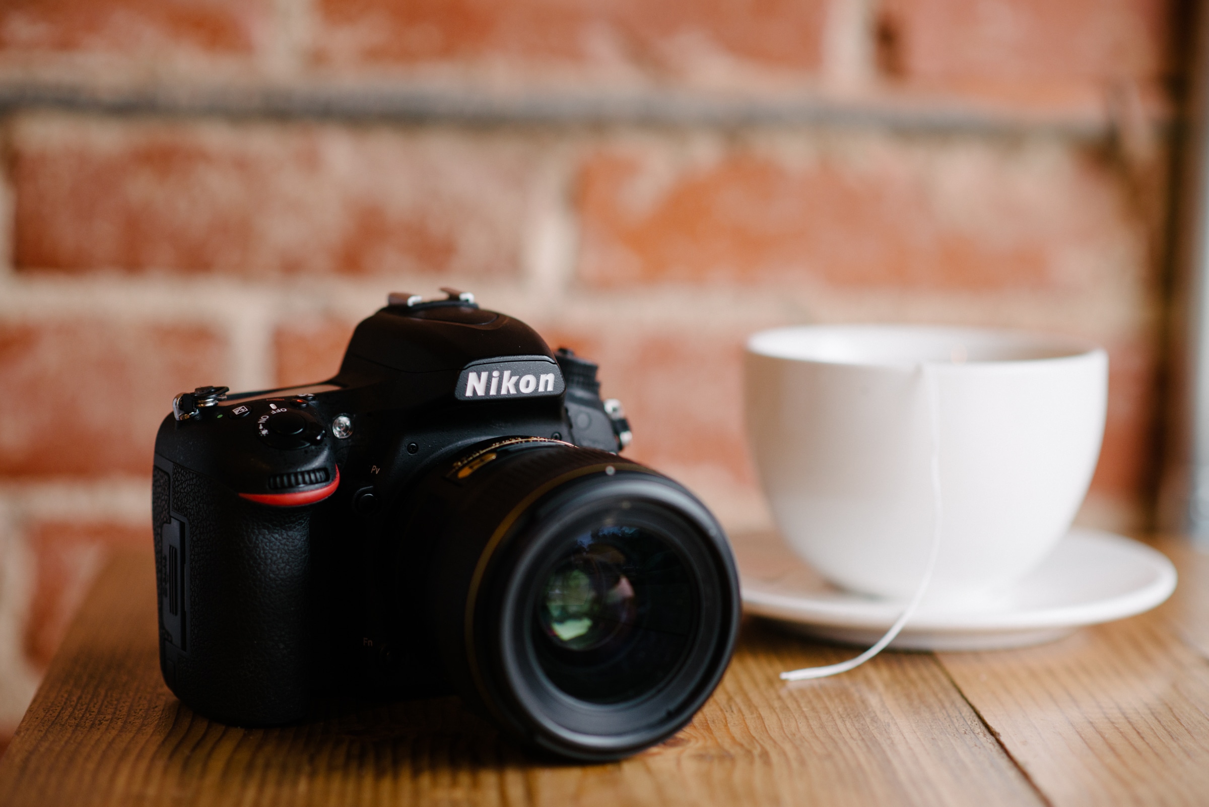 essential items that are must-have photography equipment for beginners