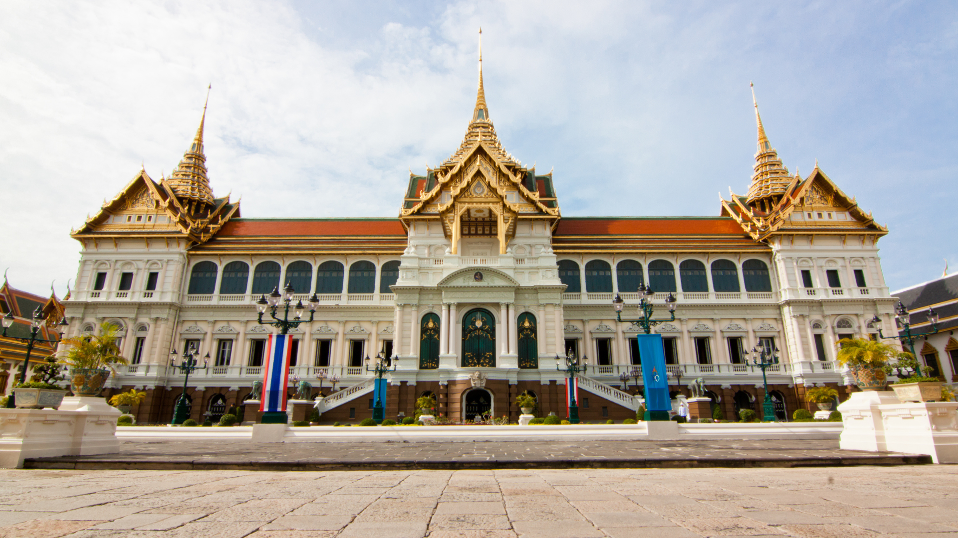 The Phra Thinang Chakri Maha Prasat Bangkok