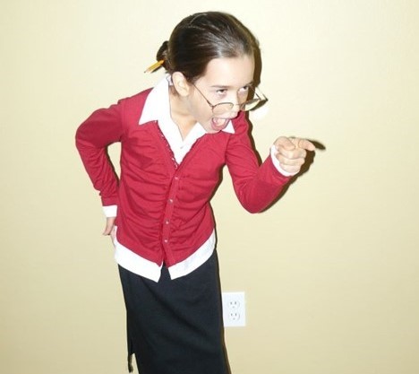 How to teach drama to elementary students