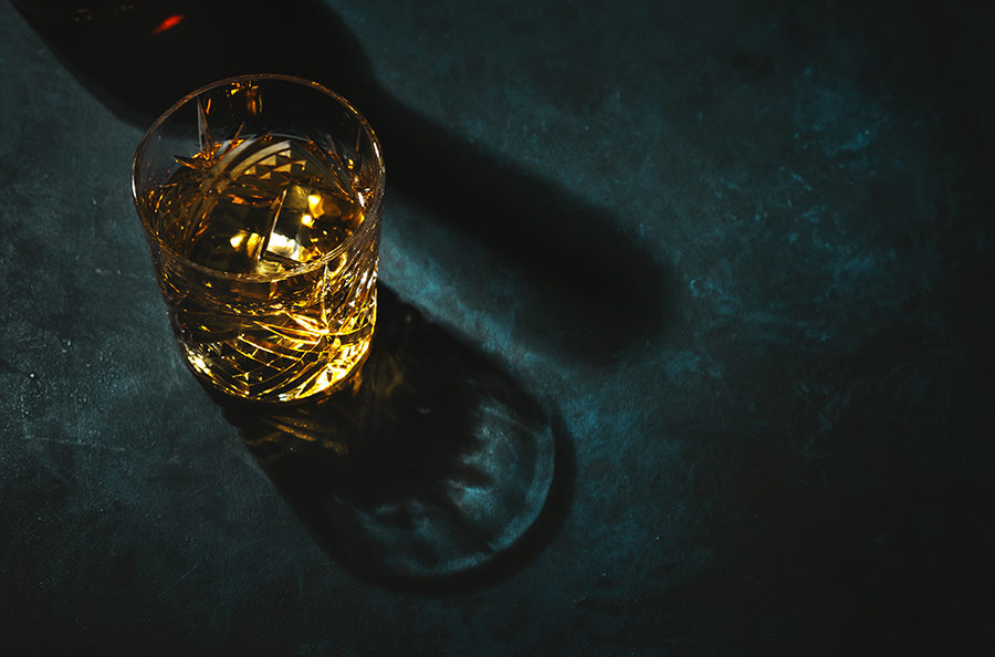 alcohol at night and insomnia