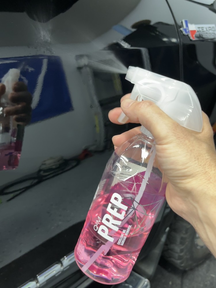 Using a wipe down spray on black car paint