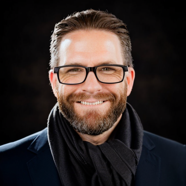 jeremy-van-wert-scarf