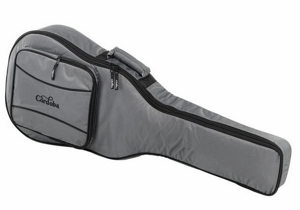 house de guitare Cordoba Deluxe Gig Bag Classic 4/4