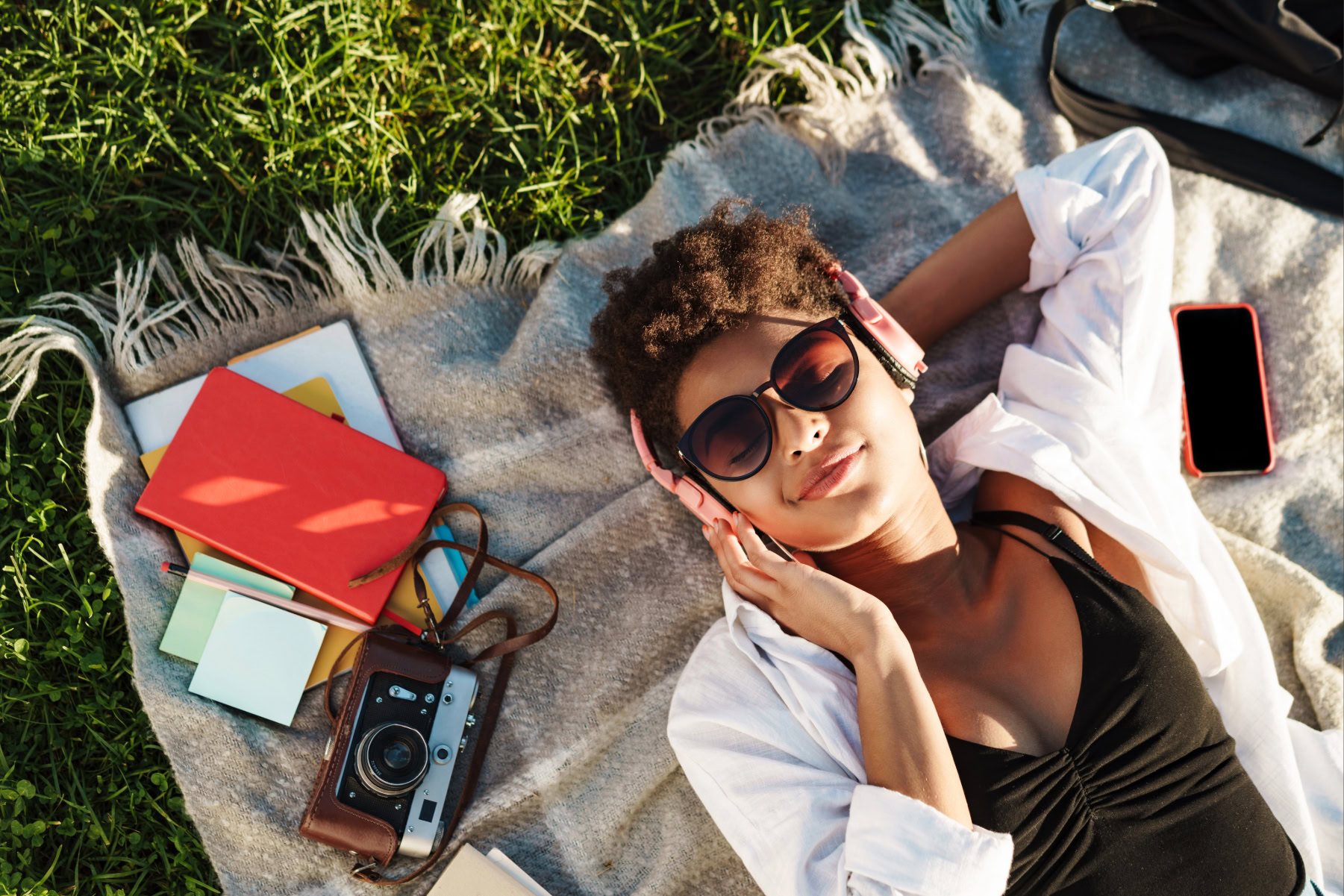 how to relax this summer - take care of your mental health in summer