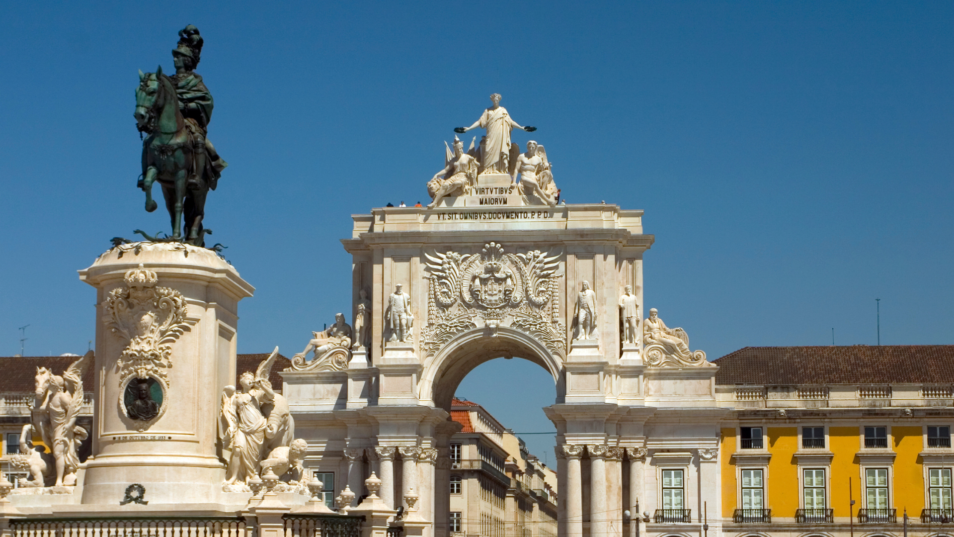 004 Praça do Comércio
