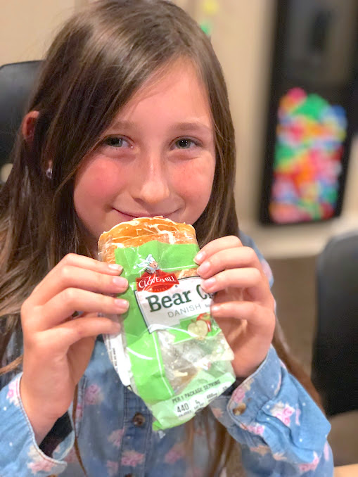 Have a bear claw with Gentle Ben, and talk to him LIVE - fun teaching idea for GENTLE BEN by Walt Morey - from LitWits Workshops