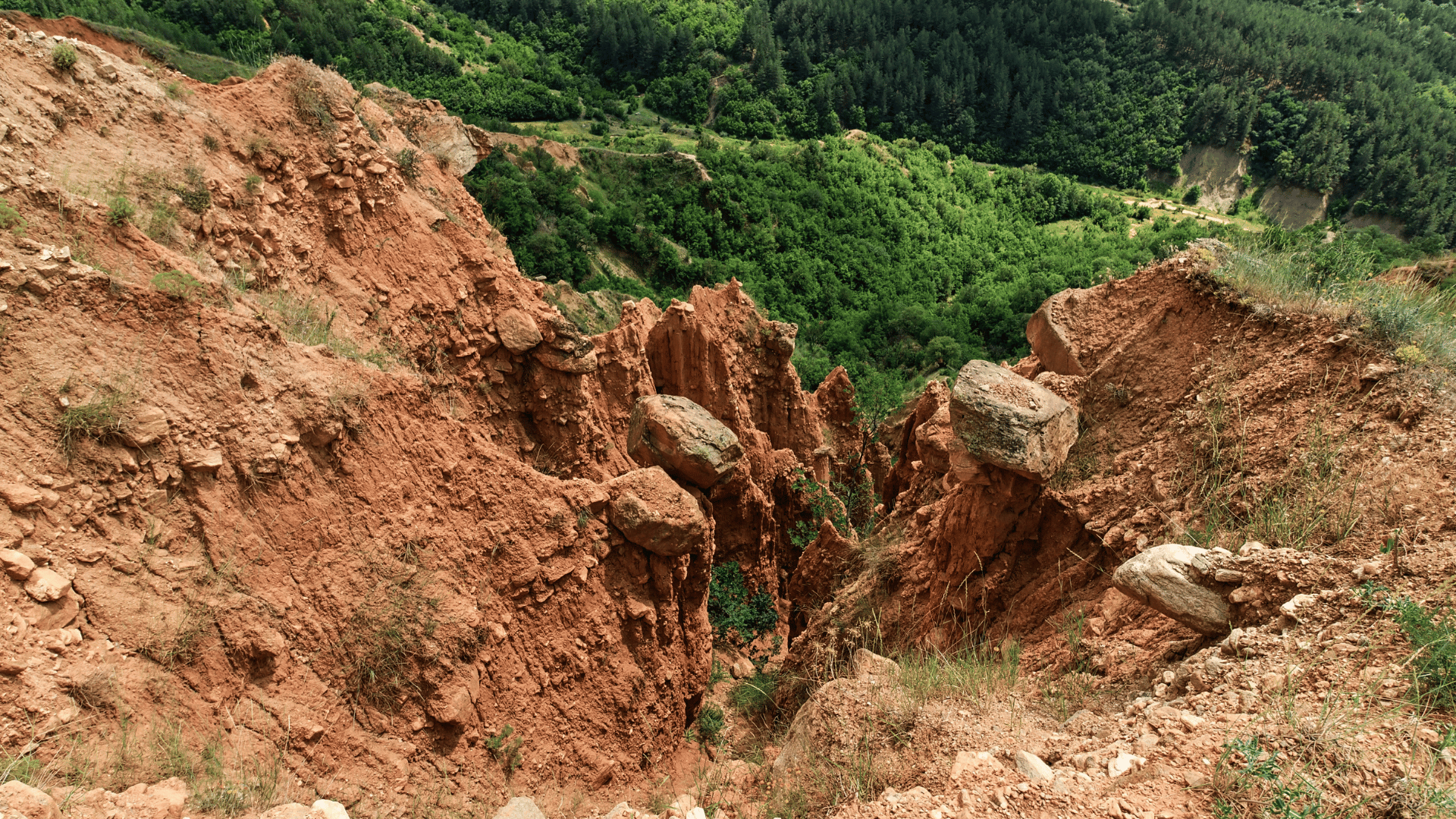 Bulgaria | Earth Pyramids - Stob