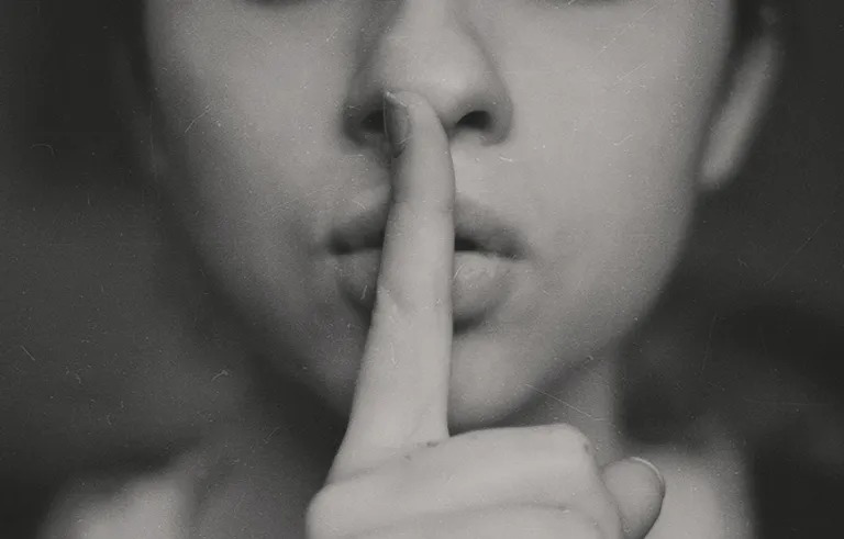 Manipulation in the Workplace: 5 Profiles to Avoid Post feature image
