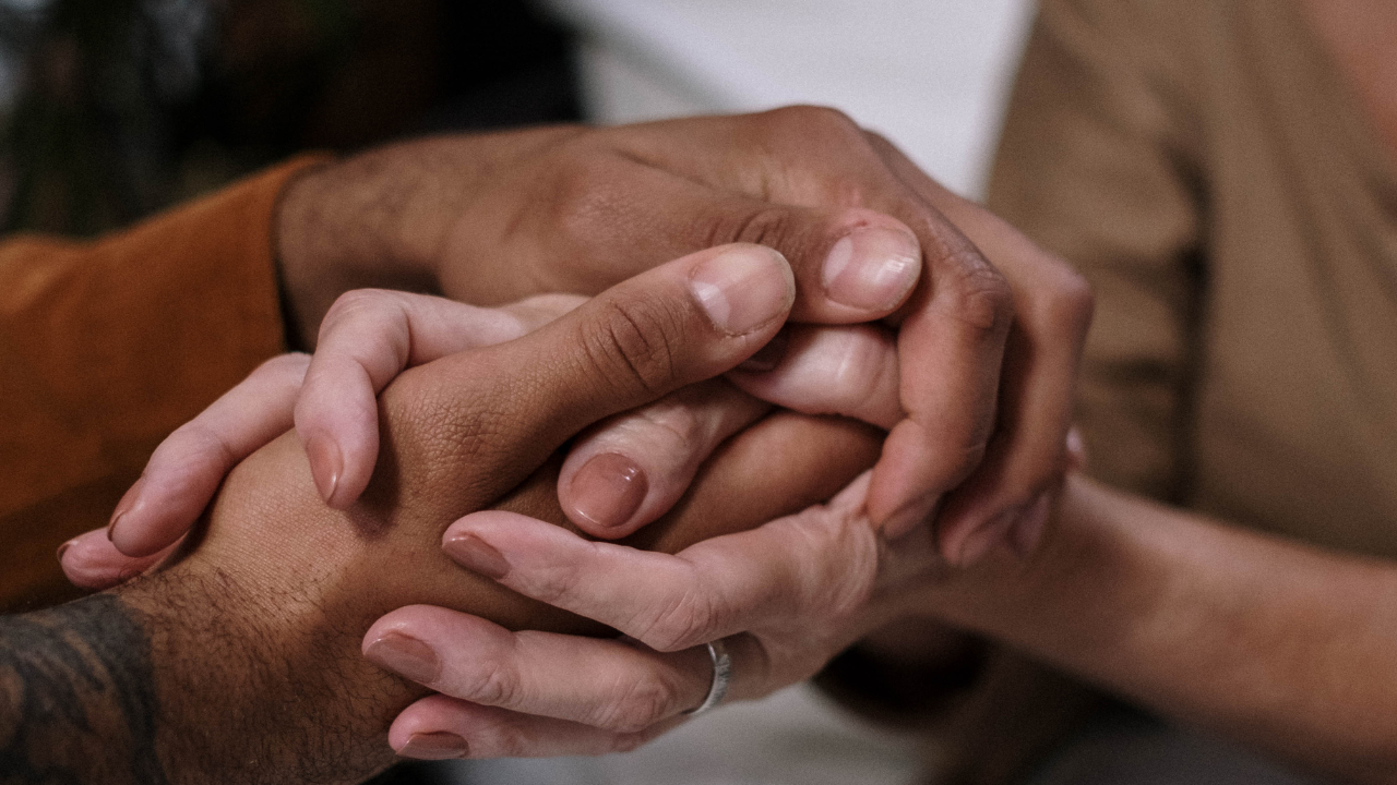 Pratiquer la gratitude et le soutien émotionnel dans les relations
