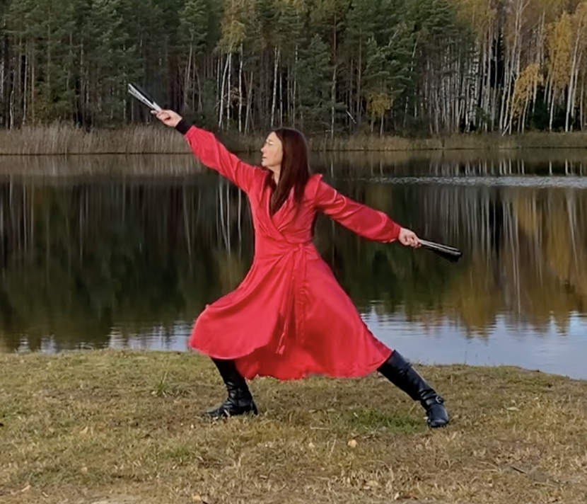 Taidz deja ar vēdekli