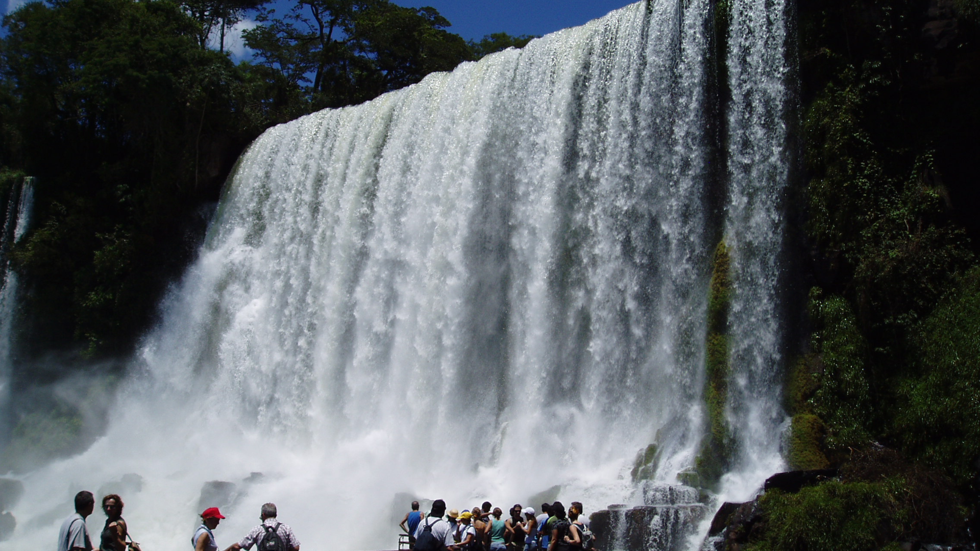 Iguaçu NP Floriano Fall Brazil