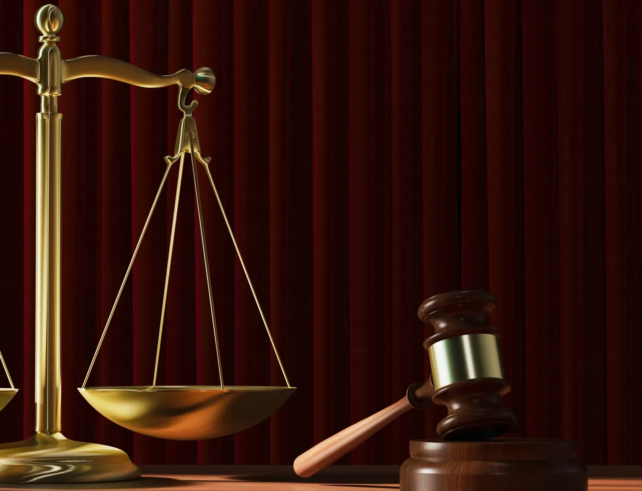 scales of justice and gavel
