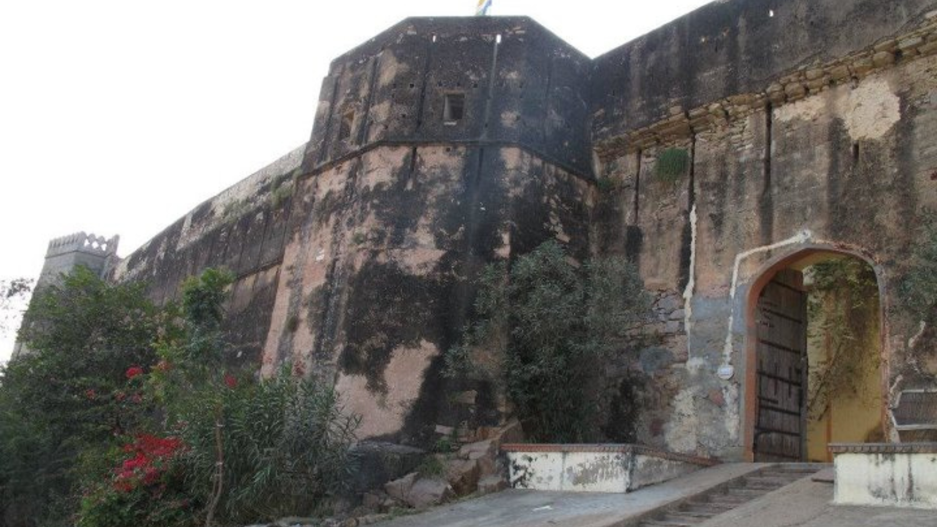Entrance to Hotel Fort Madhogarh