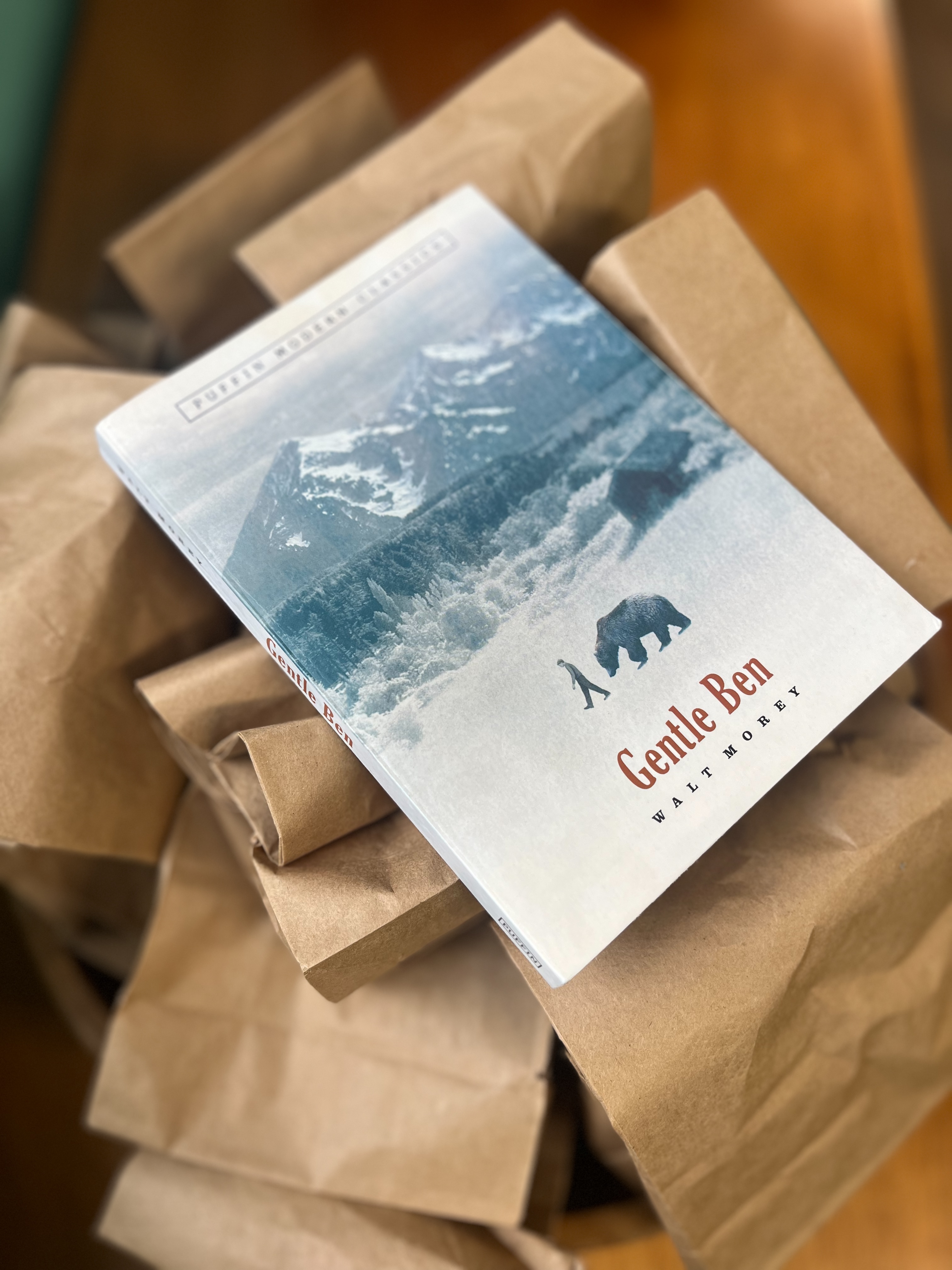 Grab a bite (and a chat) with Ben! Fun way to learn bear facts while reading GENTLE BEN by Walt Morey - LitWits Workshops