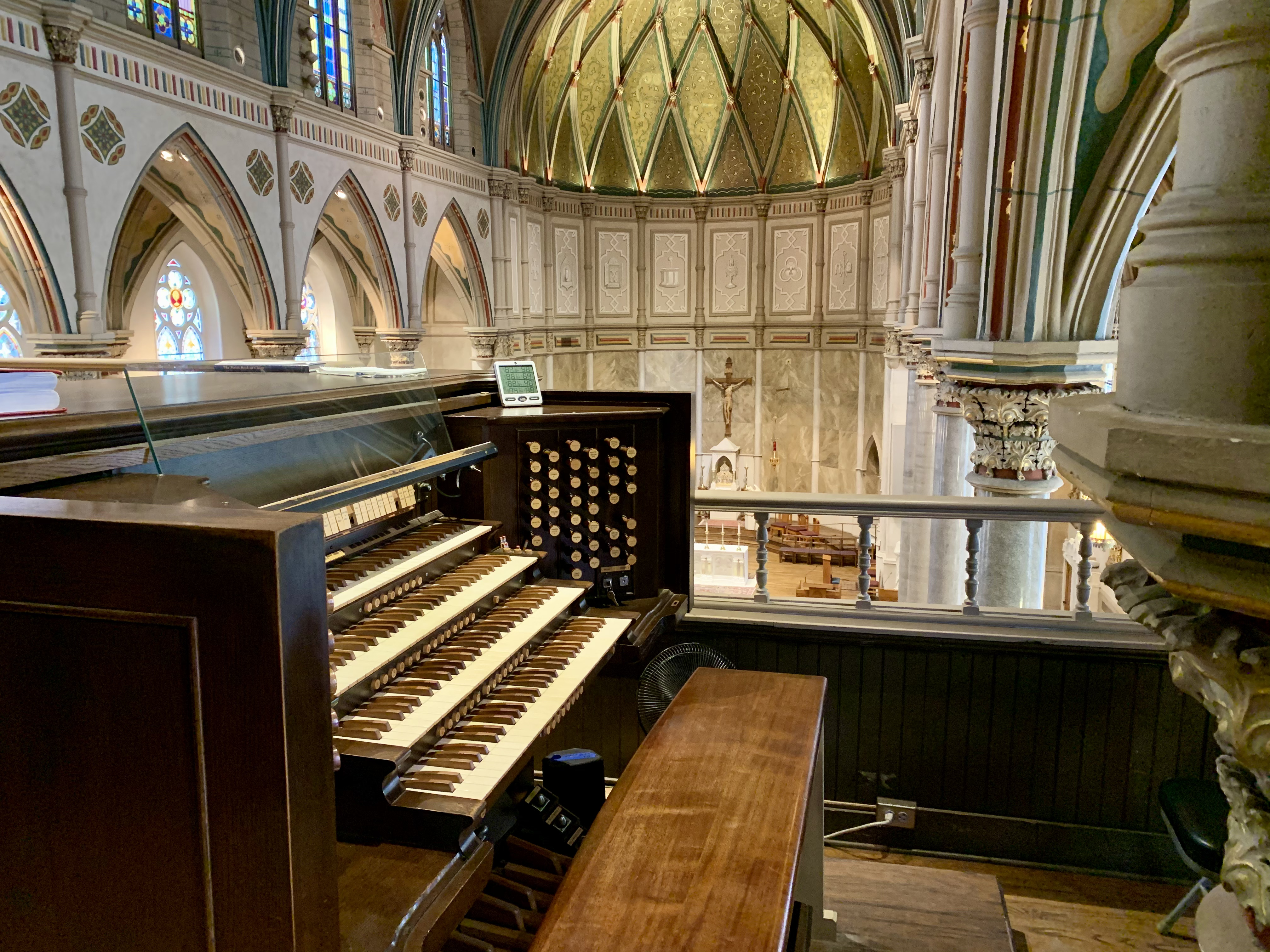 La transició de pianista a organistaLa transició de pianista a organista  