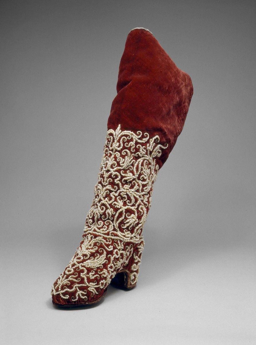 Boot. Russia, second half of the 17th century. Kremlin Workshops featuring pearl setting, where pearls are "seated" onto fabric or cords and sewn into patterns