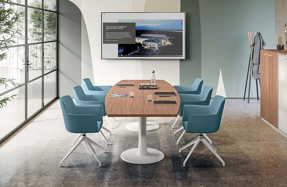 A table to illustrate "the table" analogy