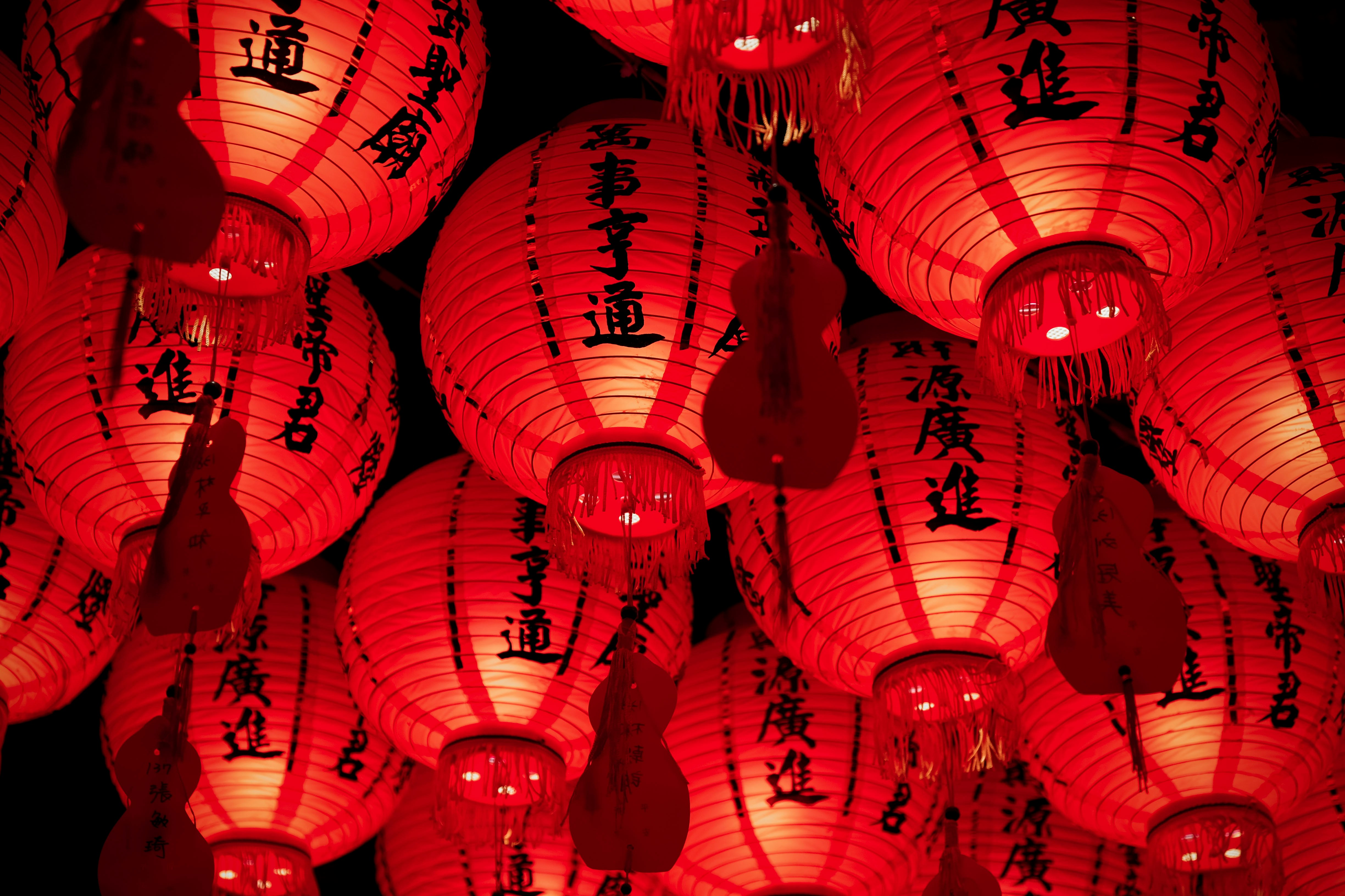 Chinese traditions_red lanterns