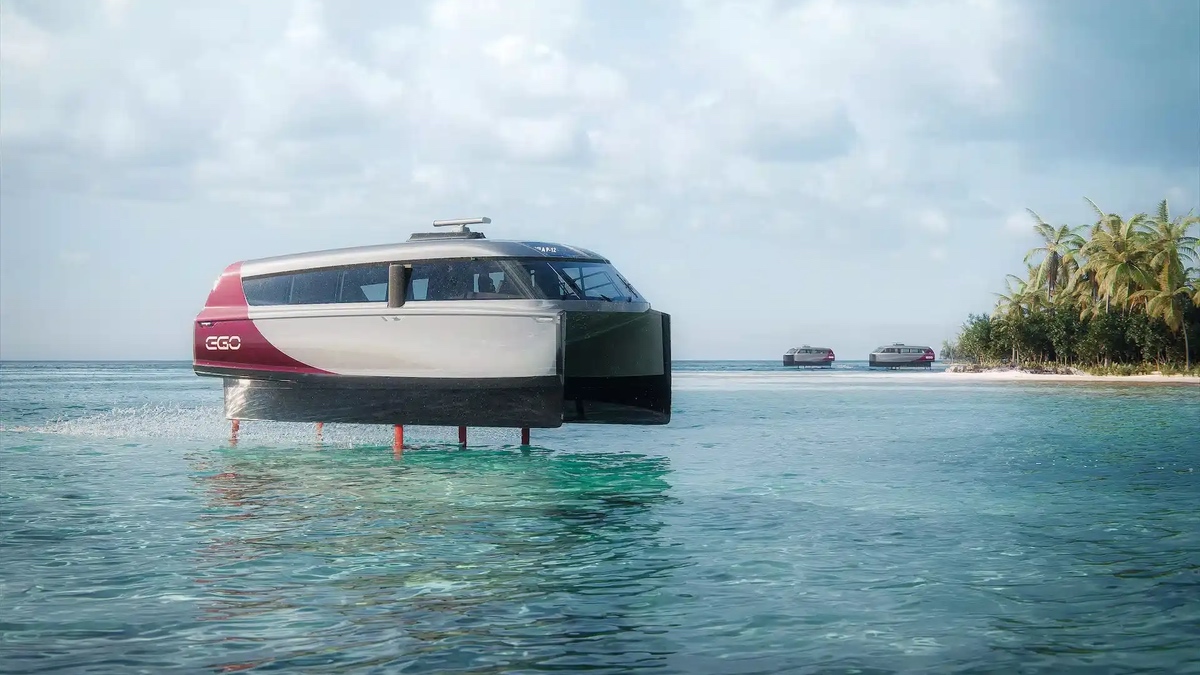 Candela in the Maldives