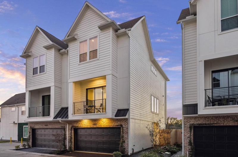 3914 Willowbend Point Dr