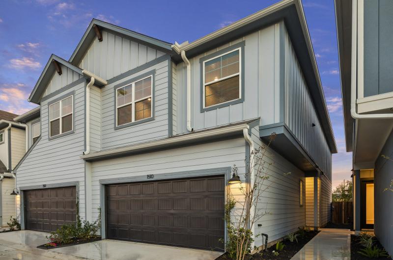 1524 Colonial Junction