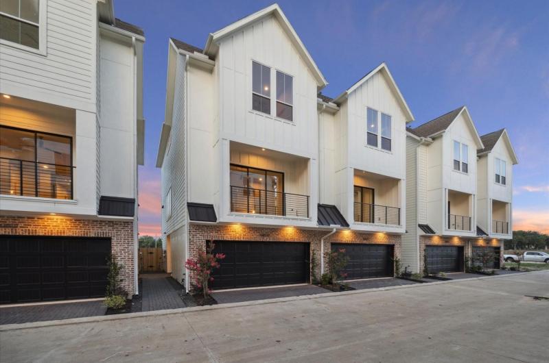 10617 Cascade Ledge Lane