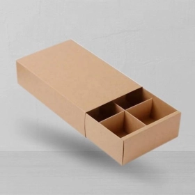 Custom Poultry Feed Boxes