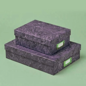 custom-staked-gift-boxes-wholesale