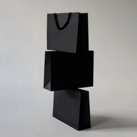 Custom Black Paper Bags black-paper-bags-wholesale