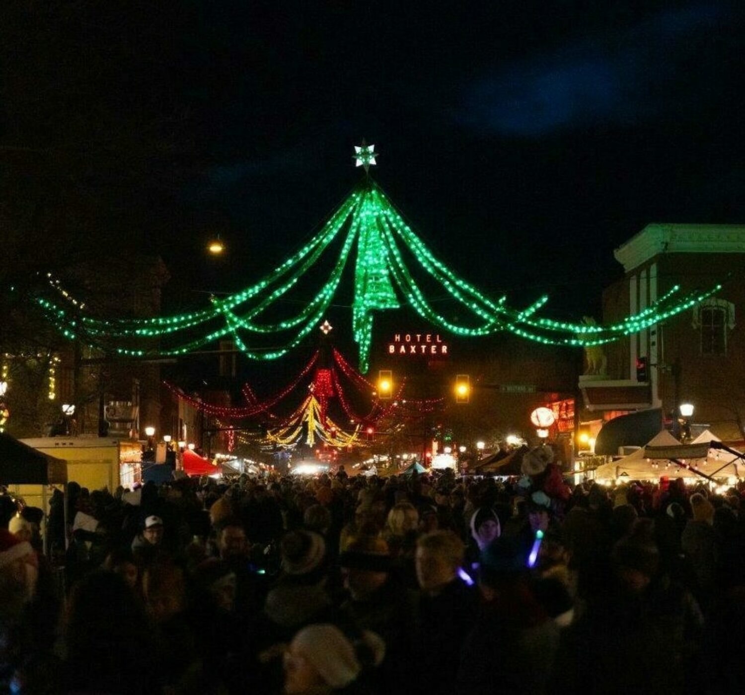 												 2023 DTNBZN CHRISTMAS STROLL 047
											  											 