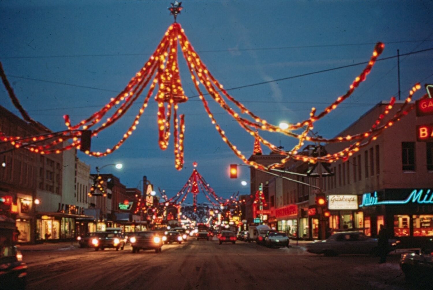 Main Street in Bozeman taken facing east from near the intersection with Tracy 1976