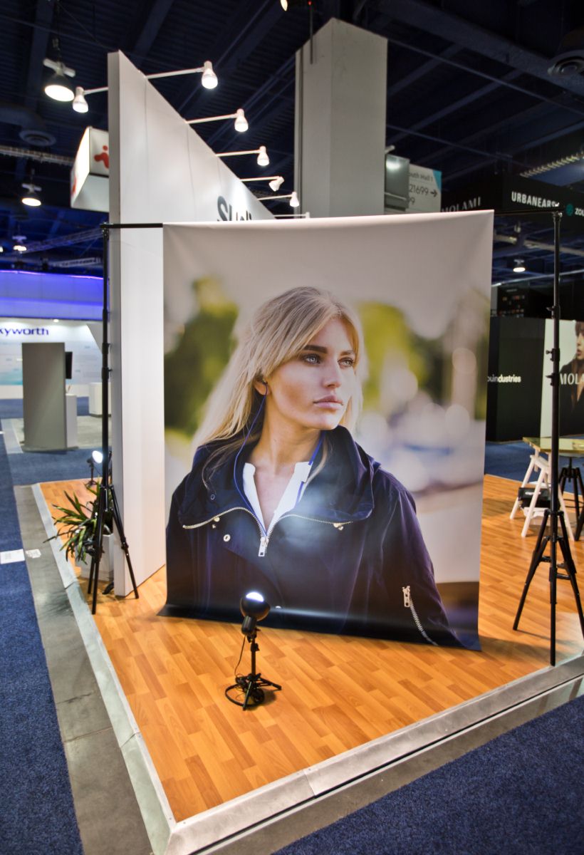 Consumer Electronics Show 2016  (CES) 20X20