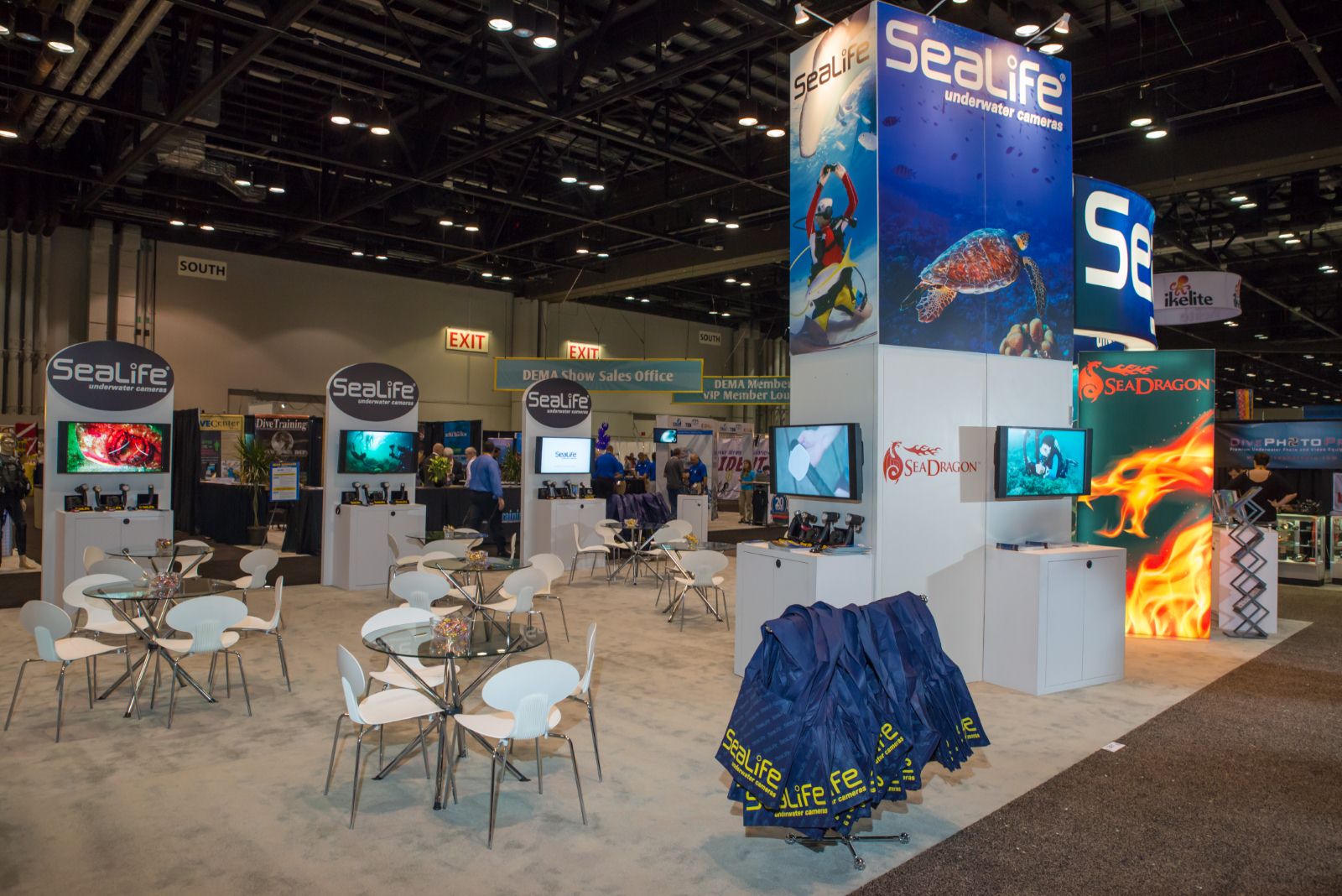 ,DEMA - Diving Equipment Manufactures Association 2013 2013 30X40