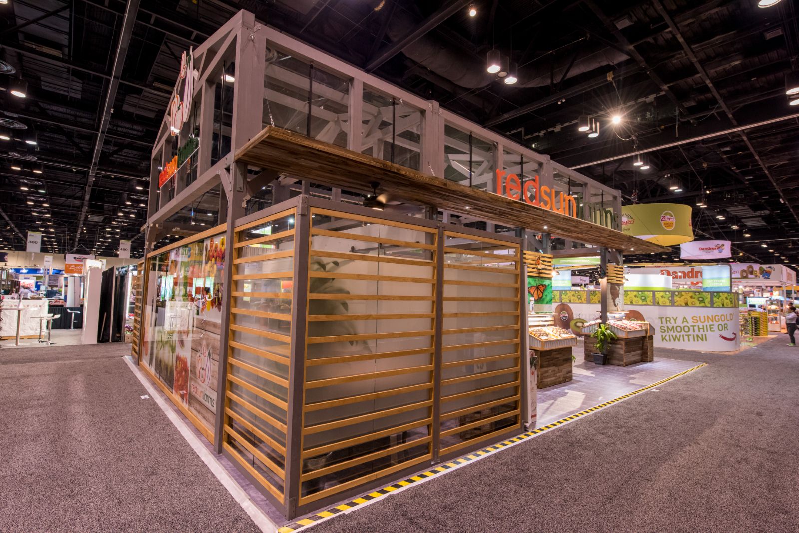 ,Produce Marketing Association Fresh Summit 2016 2016 20X40