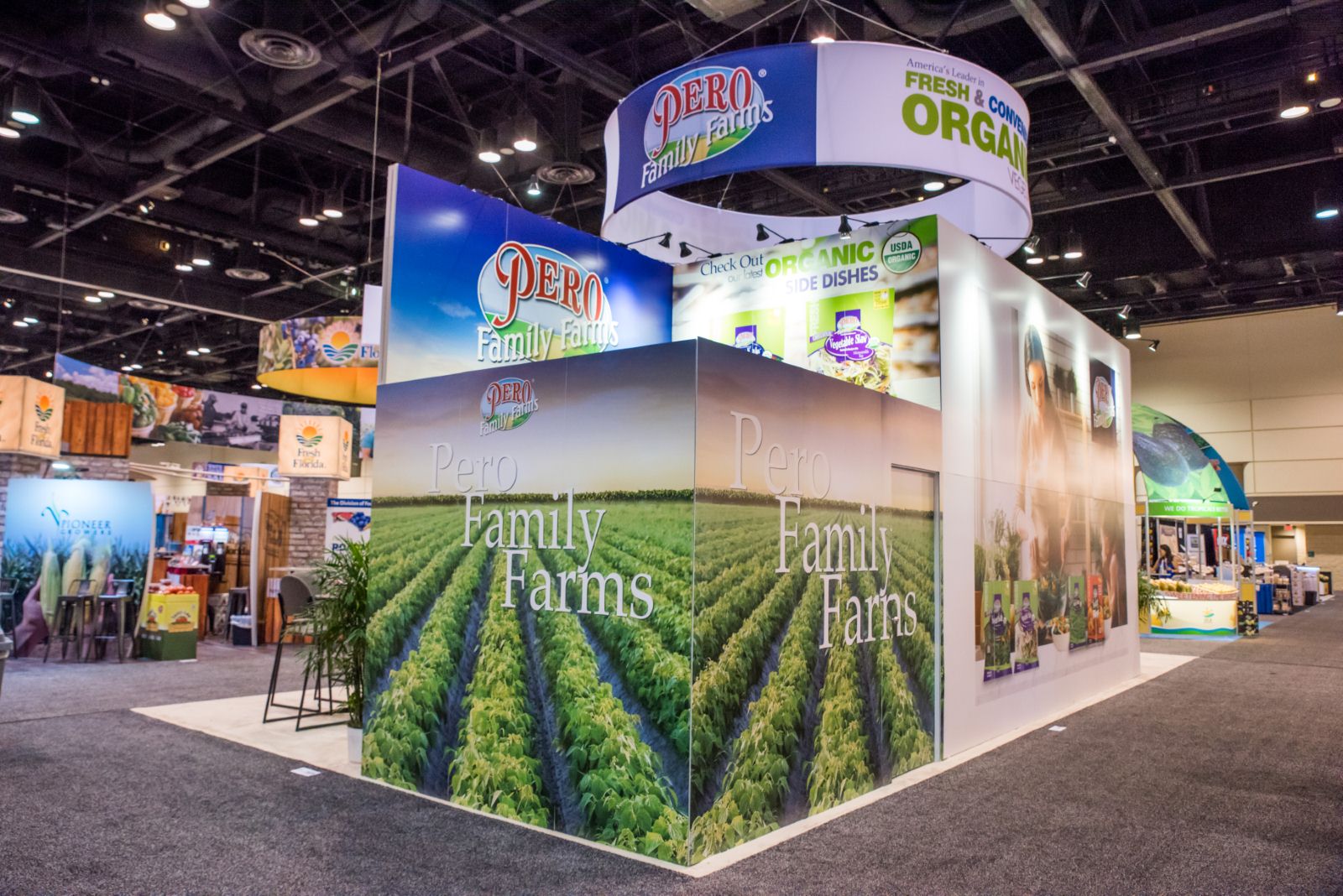 ,Produce Marketing Association Fresh Summit 2016 2016 20X40