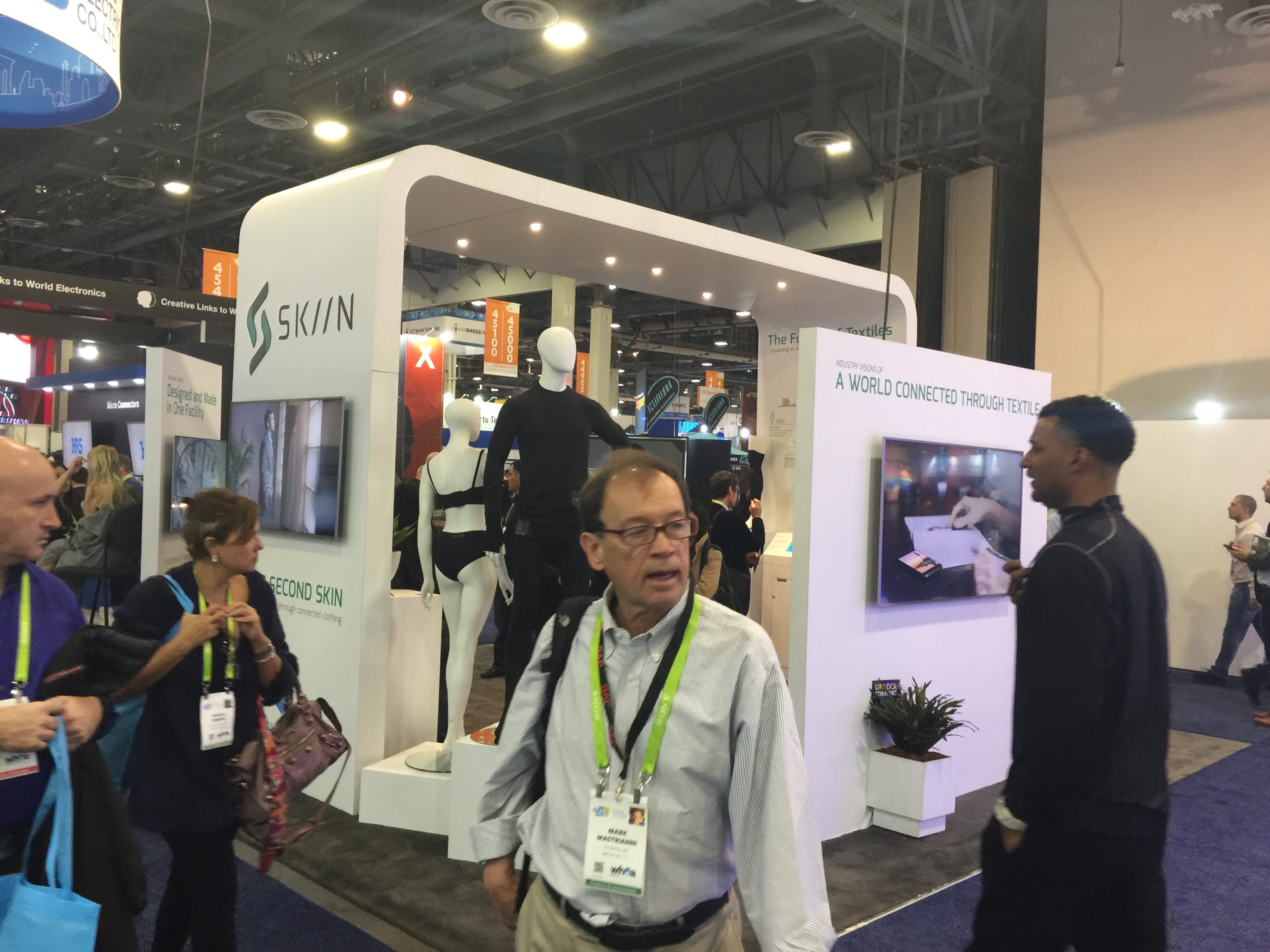 Consumer Electronics Show 2018  (CES) 20X20