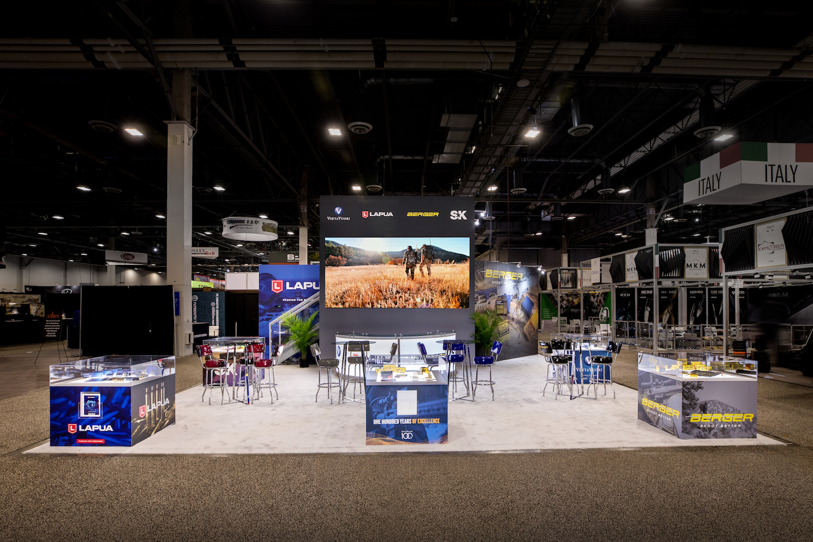 Shot Show 2021 30X20