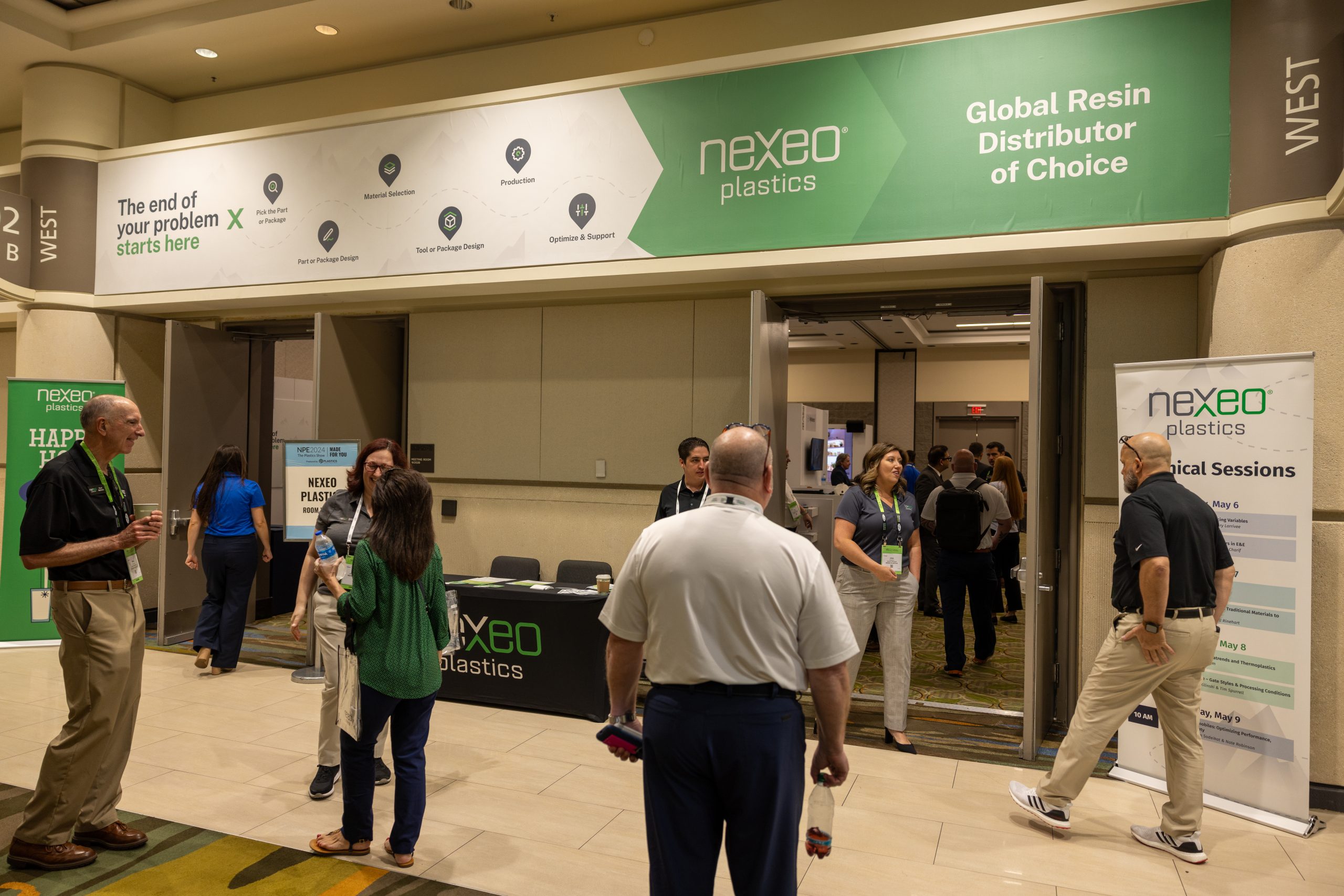 The International Plastics Show  2024  (NPE) 30X55