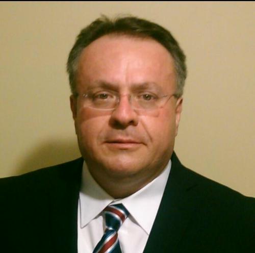 Dr. Alfredo Sifuentes Pizarro
