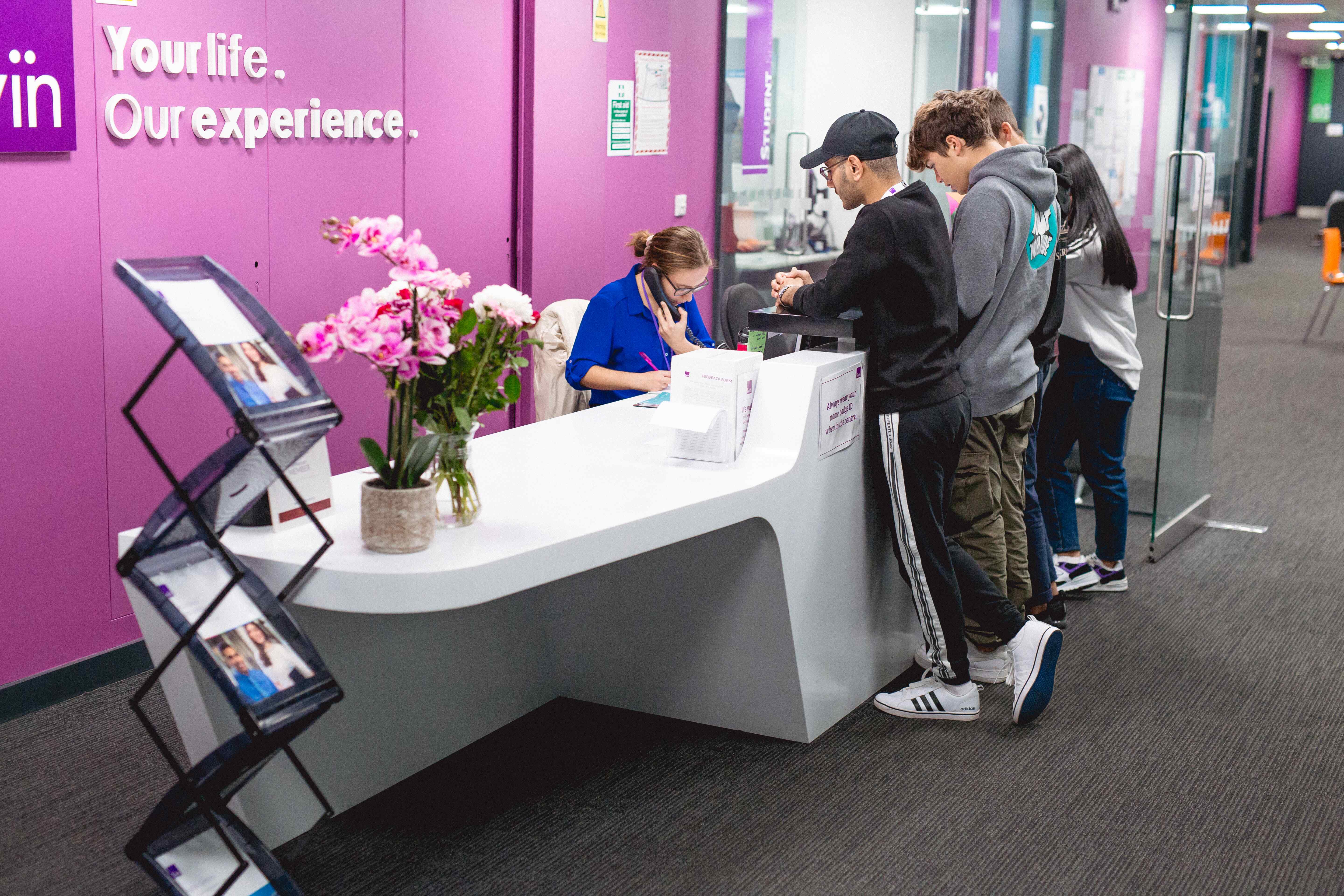 Twin English Centres - London Greenwich 3