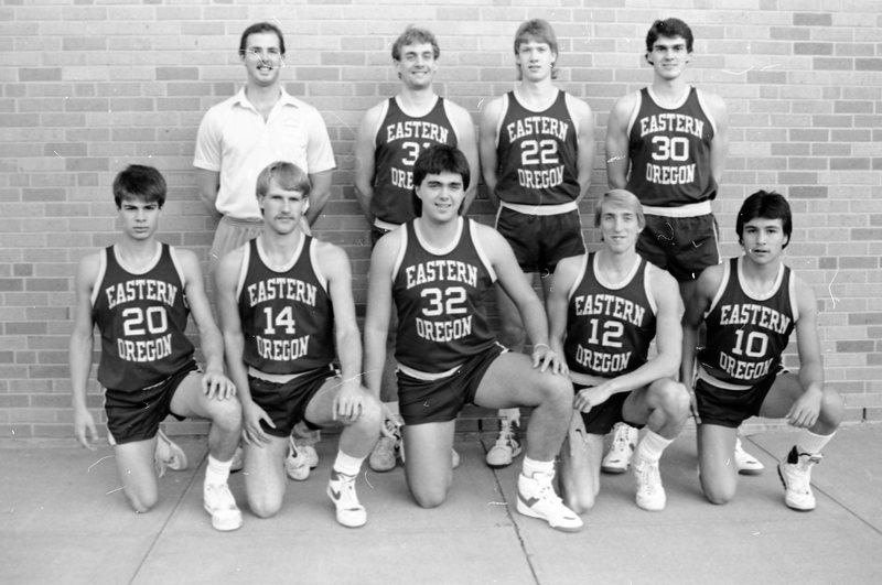1987 Basketball Team 12