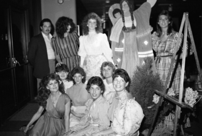 1985 Group in Hoke 04