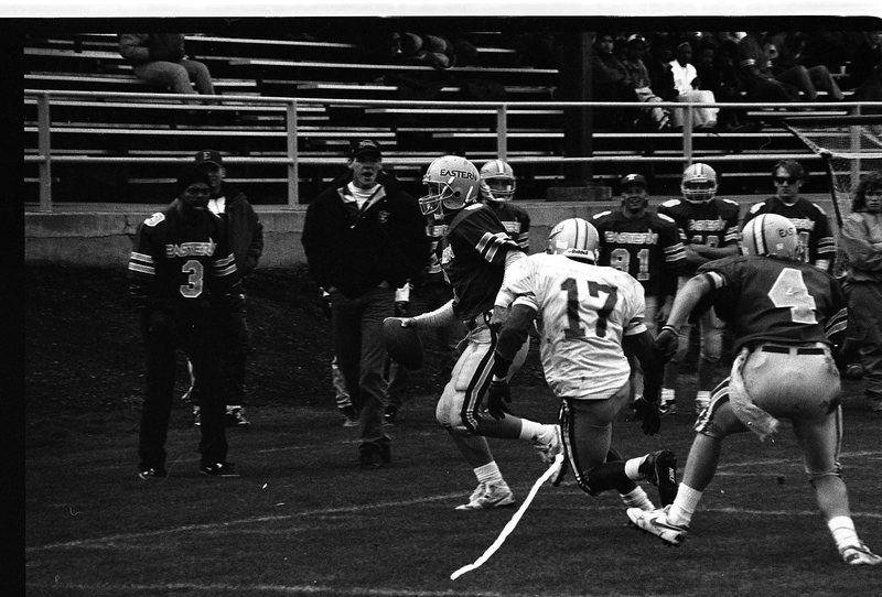 1991 Football Action, Western Oregon University at EOSC 05