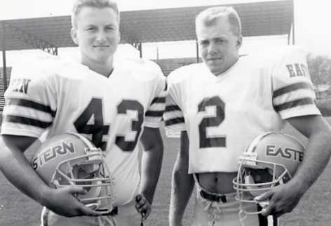 1988 Football Players, Pair
