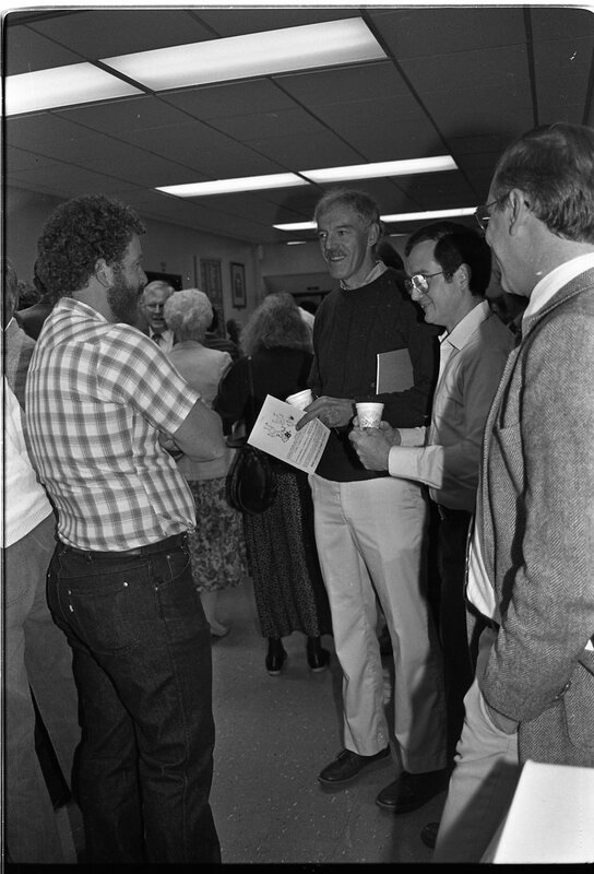 1989 Employees, Reception 07