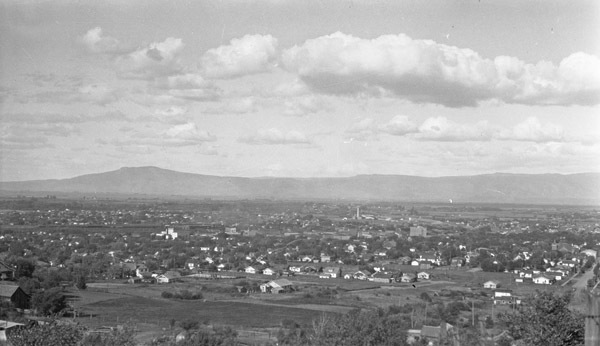 La Grande, 1930s Hilltop View 02