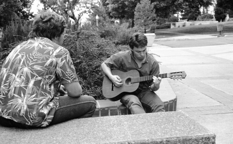 1987 Guitarist 14
