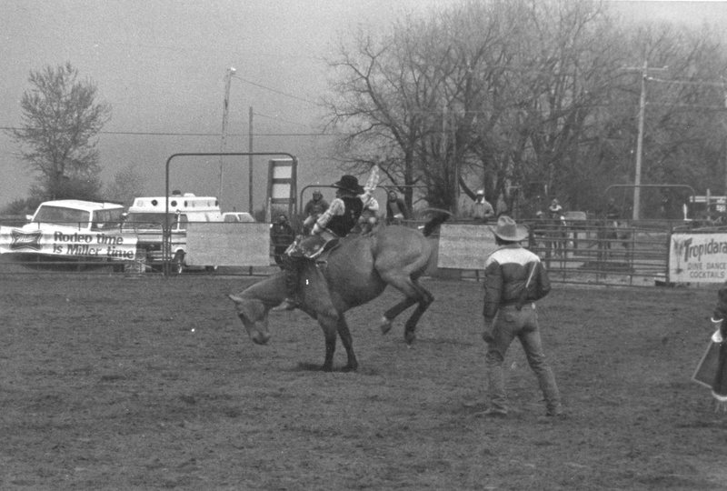 1982 EOSC Rodeo, Bronco Riding 05